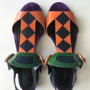 SUSANA TRACA SANDALS